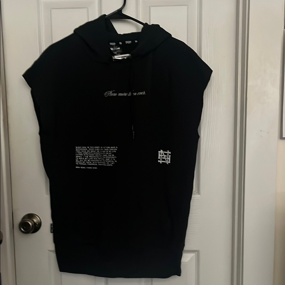 Black Hooded Sleeveless Top